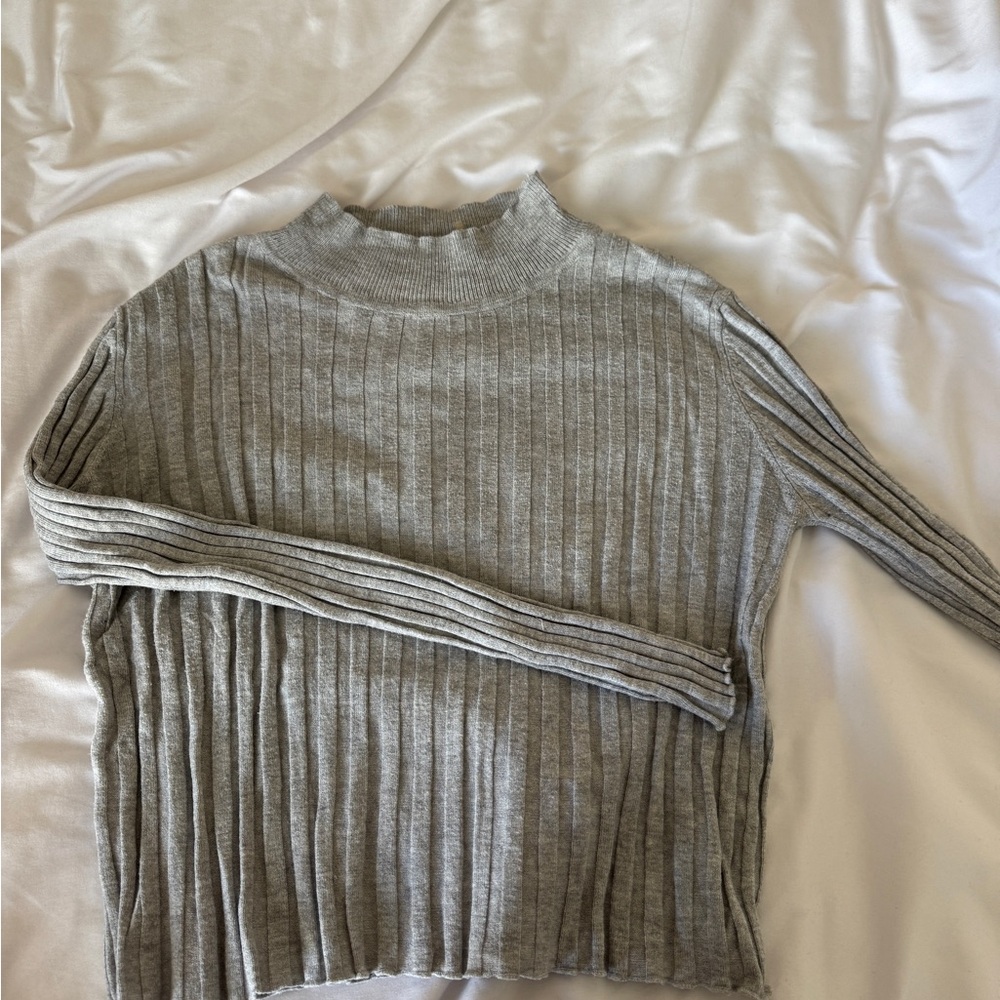 Cotton On Gray Ribbed Sweatshirt